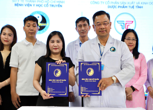 DƯỢC PHẨM TUỆ TĨNH KÝ KẾT HỢP TÁC CHIẾN LƯỢC VỚI BỆNH VIỆN Y HỌC CỔ TRUYỀN TP.HCM, ĐỒNG HÀNH ĐƯA NGHIÊN CỨU VÀO THỰC TIỄN ĐIỀU TRỊ 